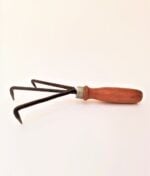 3 Prong Wooden Hand Cultivator Peppyflora Product 01 a
